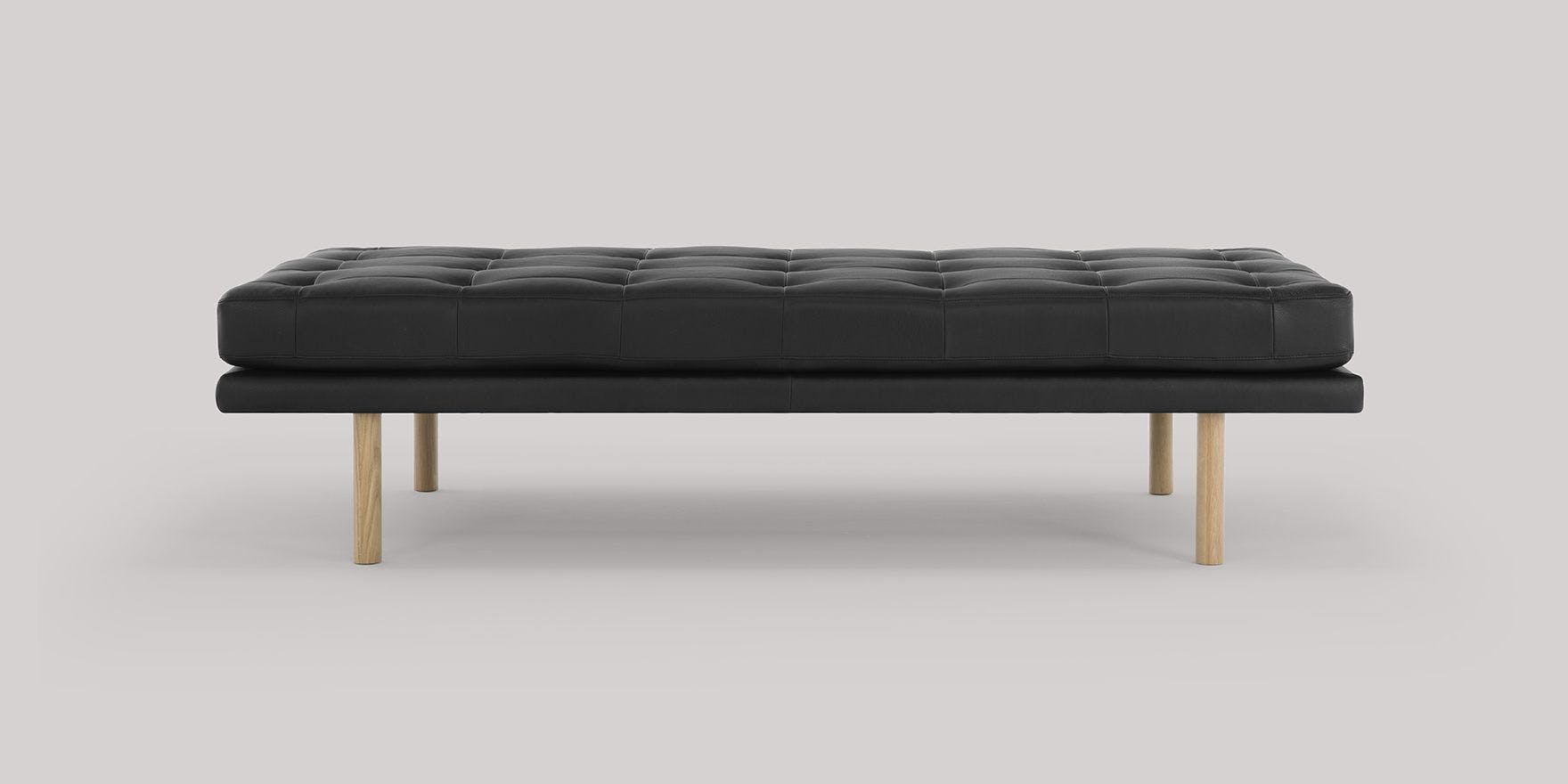 daybedddd daybed i svart skinn